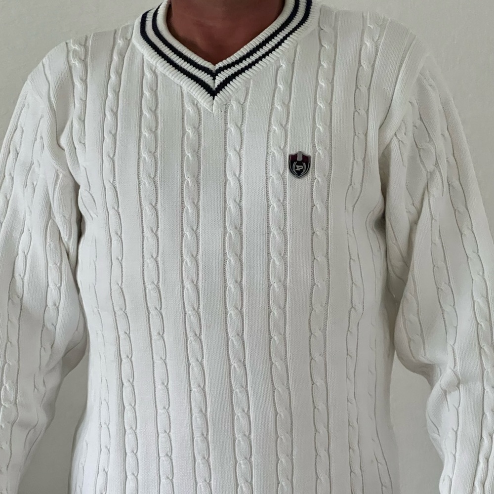 Classic vintage men’s PHAT FARM sweater